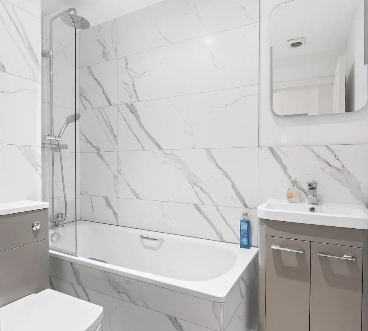 Central 2 Bed Flat Brighton Richmond Place 0*,  영국